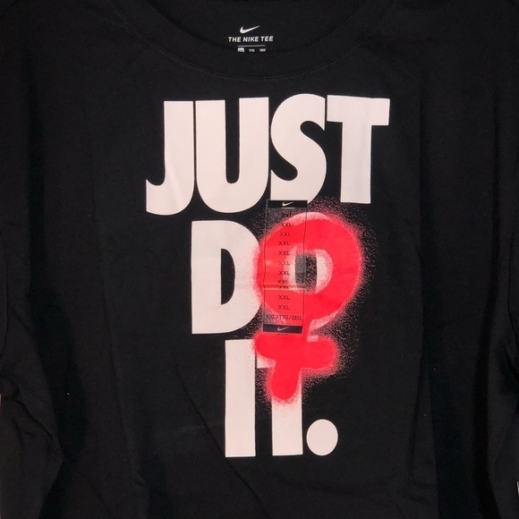 NWT Nike Sportswear Women's Feminism Black Rebel Cropped T-Shirt size XXL - Picture 7 of 10